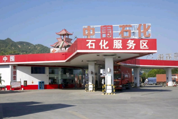 深汕商贸业一季度三项指标全市第一